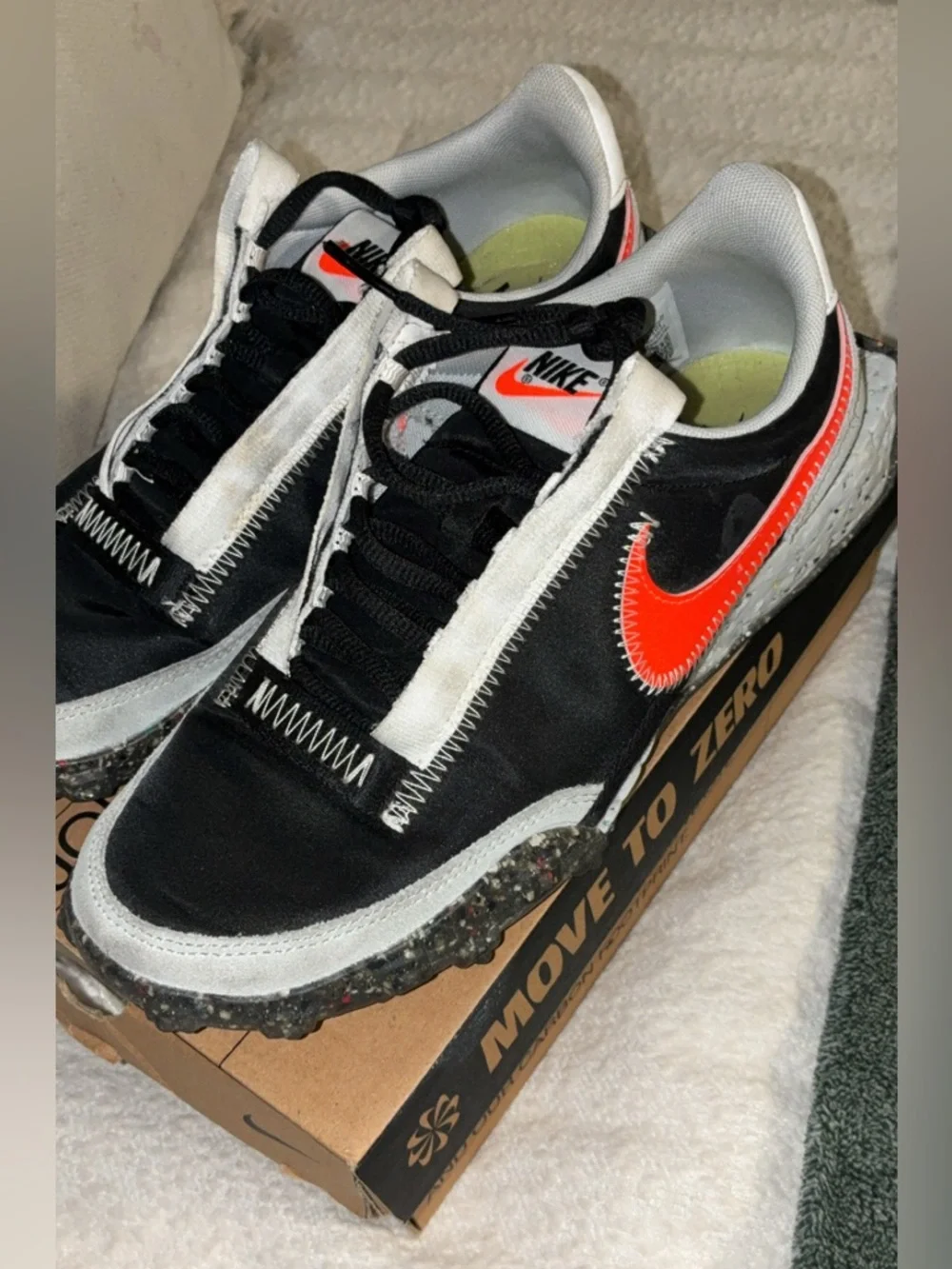 Nike Waffle Racer Crater - Black & White with Speckled Sole - Picture 3 of 9